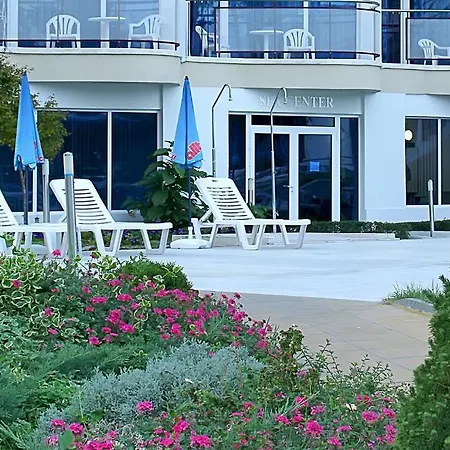 Aqua Azur Отель