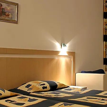 Aqua Azur Отель 4*