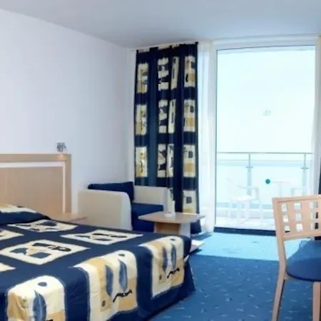 Aqua Azur Отель