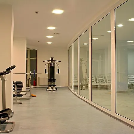 Aqua Azur Хотел 4*