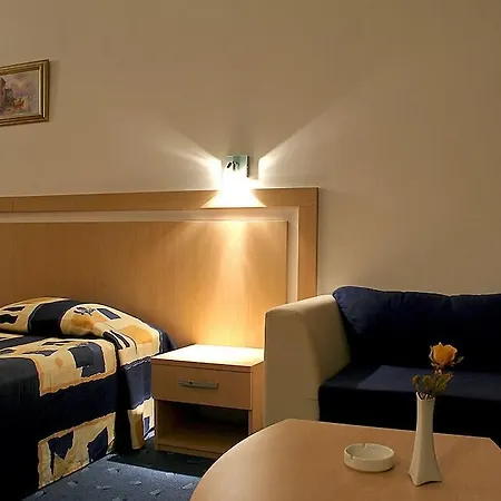 Hotel Aqua Azur 4*